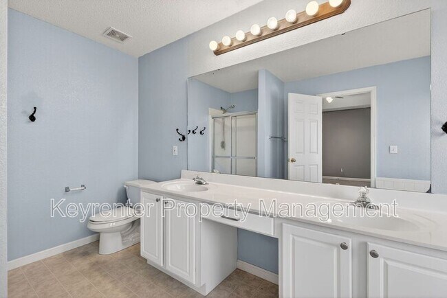 Building Photo - 1233 Grand Canyon Dr