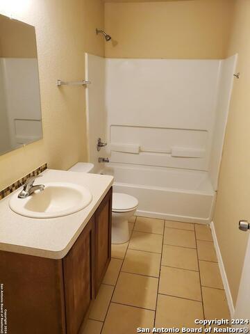 Building Photo - 203 Carranza St