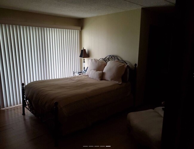 Building Photo - 2 Bedrooms, 2 Bathrooms and Plenty of Amen...
