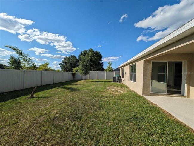 Building Photo - 8661 Triumph Cir