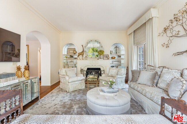 Building Photo - 175 W Channel Rd