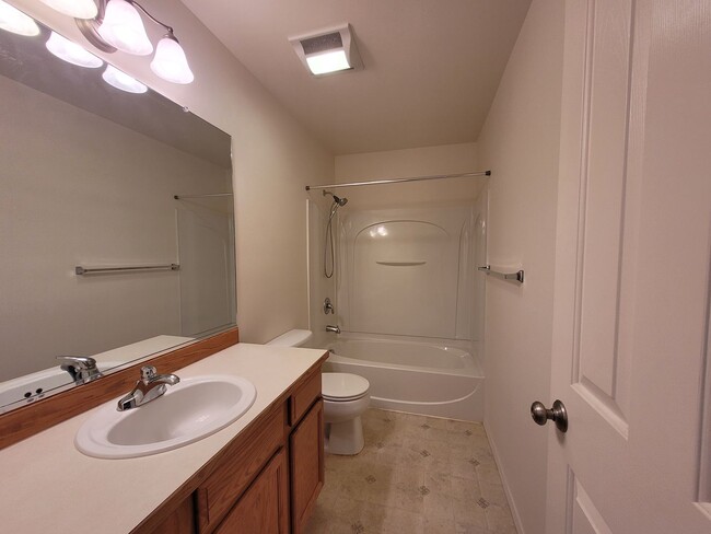 Building Photo - 7078 Fairweather Park Loop