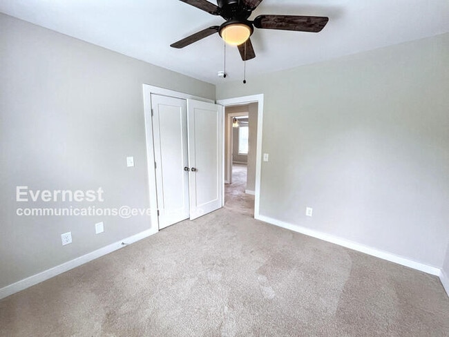 Building Photo - 5398 Reneau Way
