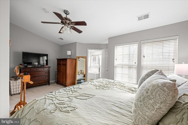 Building Photo - 5076 Grimm Dr