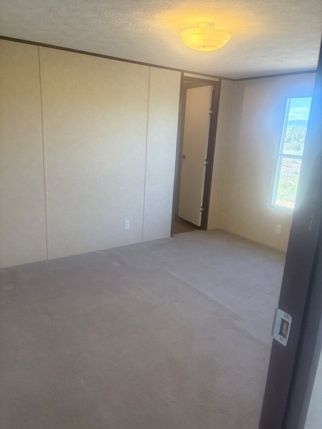 Building Photo - 780 Salt Creek Rd