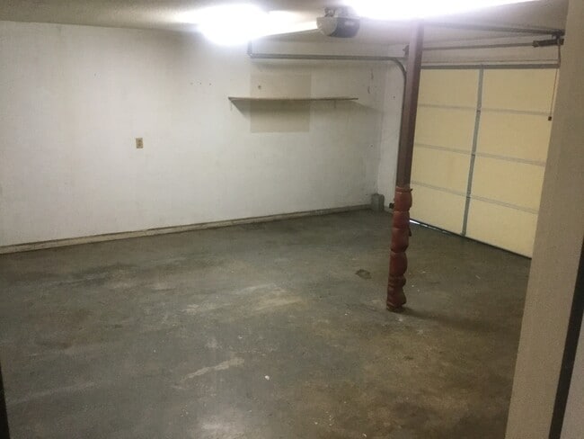 Building Photo - Great Home in Archdale community