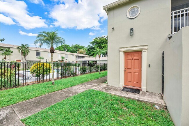 Building Photo - 5850 NW 57th Ave