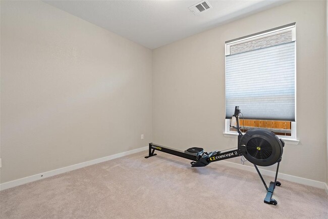 Building Photo - 4300 Sutter Cv