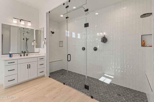 Building Photo - 4236 E Whisper Rock Trl