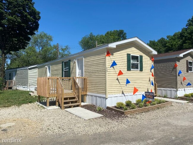 Primary Photo - 755 Stelzer Rd