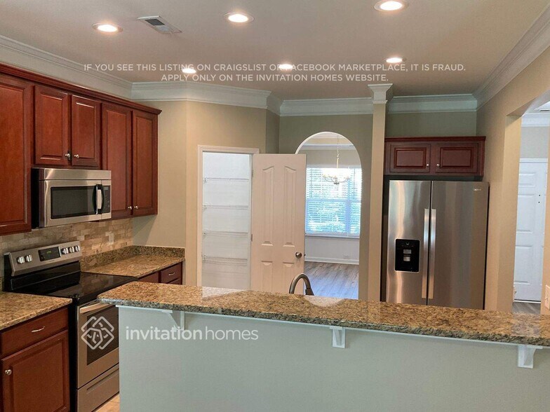 Building Photo - 4345 Glenmore Creek Dr