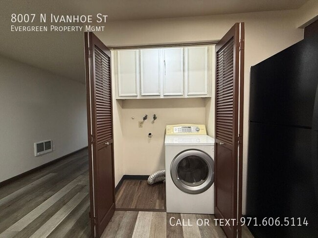 Building Photo - 8007 N Ivanhoe St