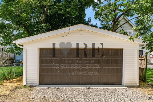 Building Photo - 966 Wilson Ave