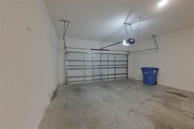 Building Photo - 30098 Fedora Cir