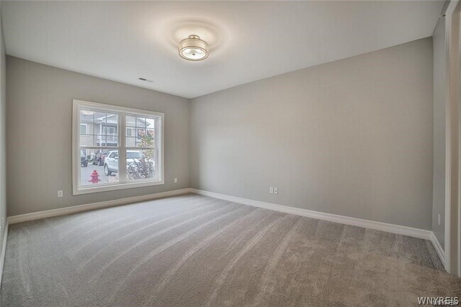 Building Photo - 275 Northill Dr
