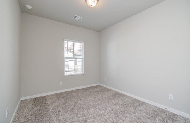 Building Photo - 3112 Valley Peak Dr