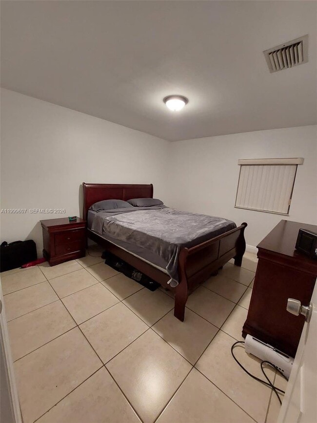 Building Photo - 9841 SW 48th St