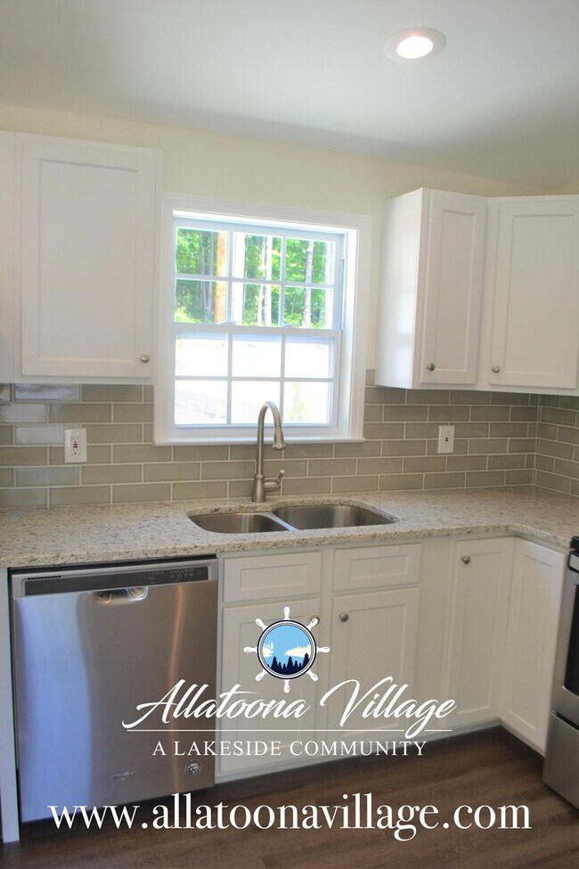 Building Photo - Newly Renovated 2BR/1Bth Lake Allatoona Home, Pet Friendly, and Community Ammenties
