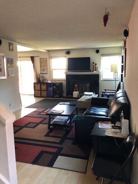 Living Room - 254 Grau Dr