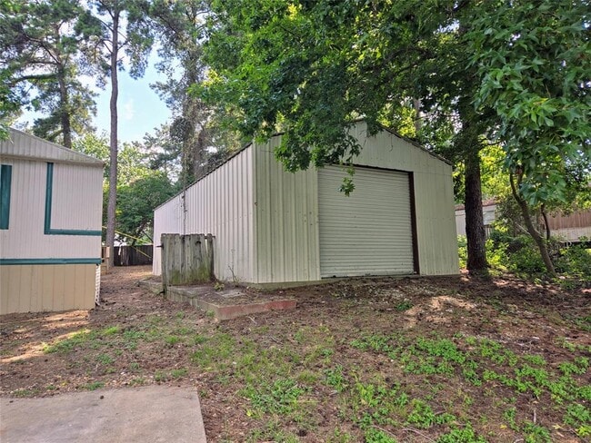 Building Photo - 16815 W Alderson