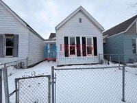 Building Photo - Two Bedroom House | Deposit Special $500