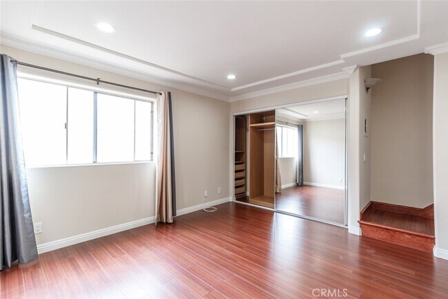 Building Photo - 14631 Dickens St