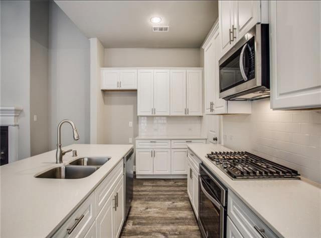 Building Photo - 4545 El Paso Dr