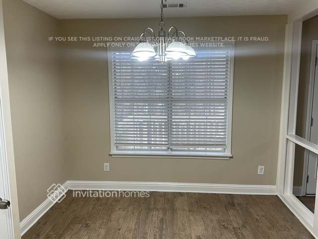 Building Photo - 3110 Amber Ln