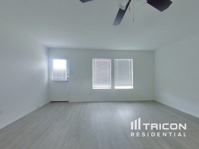 Building Photo - 11826 Hermosa Ln