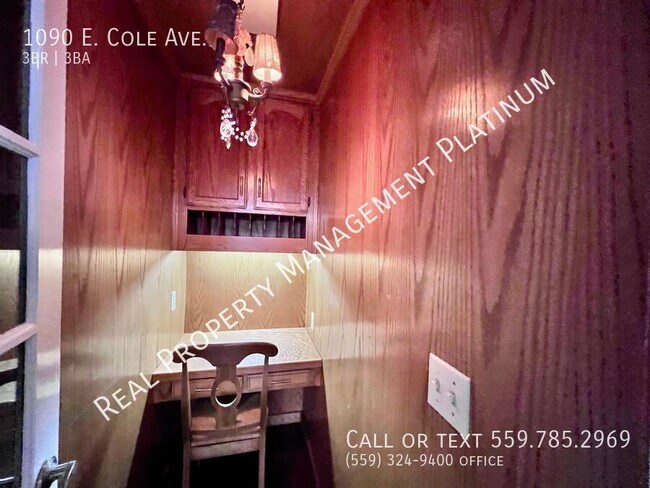 Building Photo - 1090 E Cole Ave