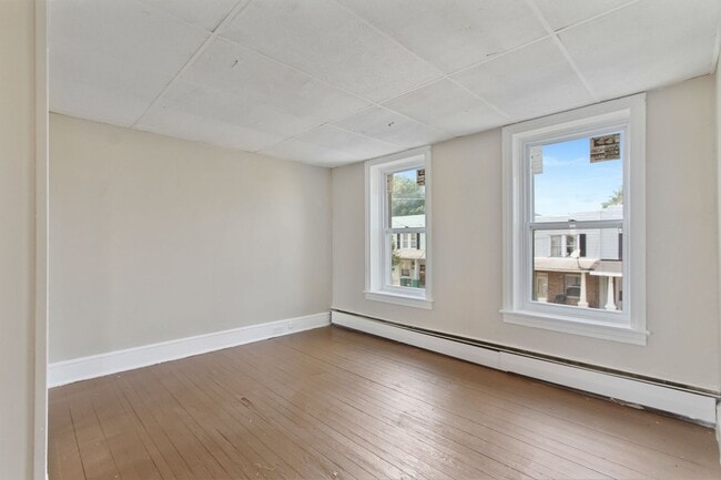 Building Photo - Coming Soon- Spacious 3-bedroom home Locat...