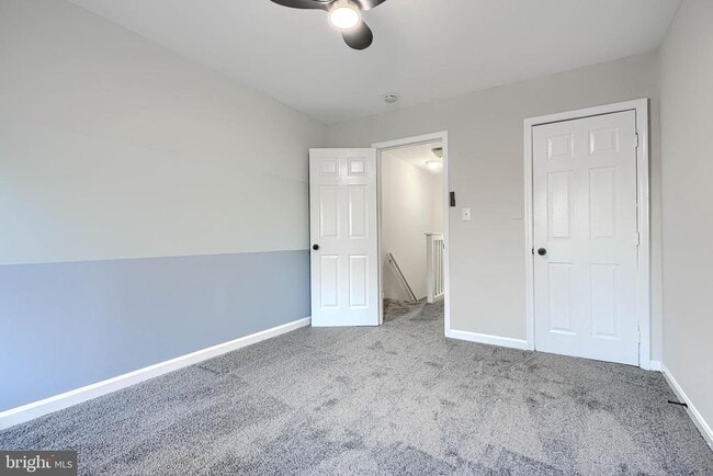 Building Photo - 1127 Sargeant St