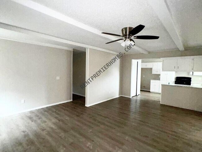 Building Photo - 2228 S Whitbourne Pl