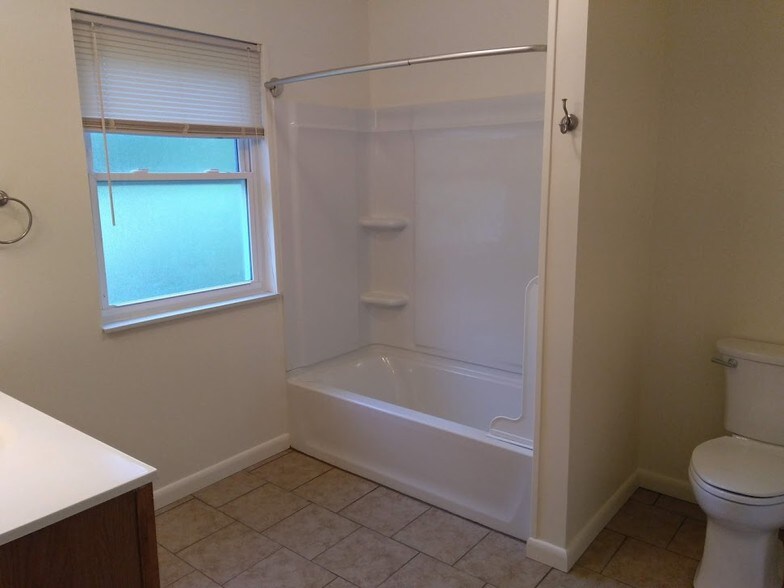 large remodeled bathroom July 2022 - 16 Kyles Ln