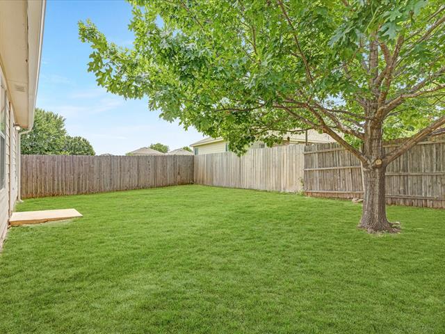 Building Photo - 4816 Waterford Dr