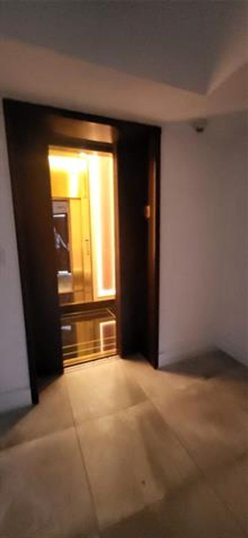 Building Photo - 2600 Island Blvd