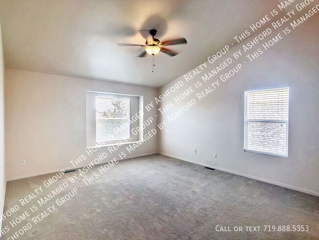 Building Photo - 3314 Castellon Dr