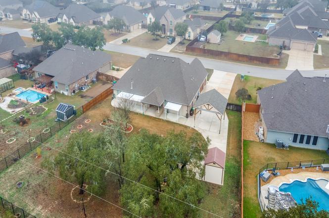 Building Photo - 229 Big Bend Path