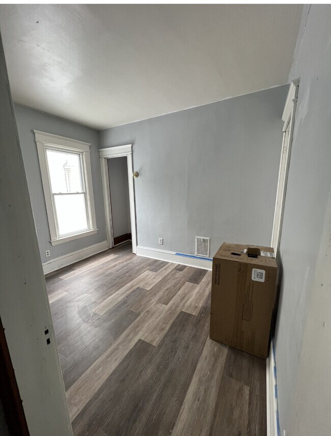 Building Photo - 117 Greenland Dr
