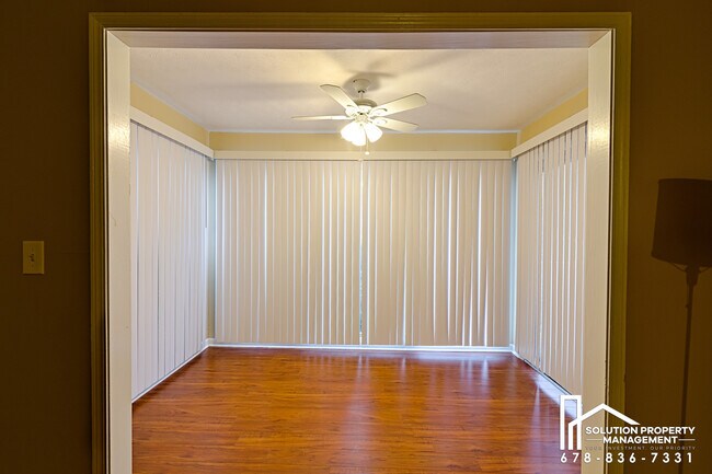 Building Photo - 1808 Augusta Dr