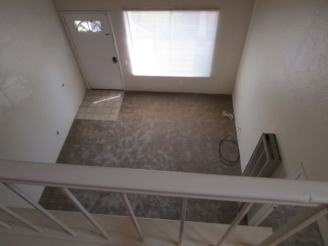 Building Photo - Cozy Hercules Home