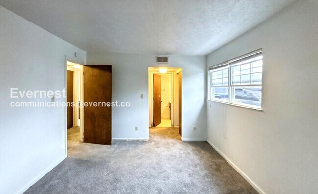 Building Photo - 5245 Portland St