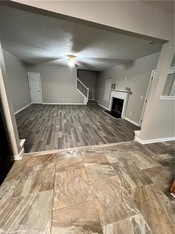 Building Photo - 6064 Red Top Loop