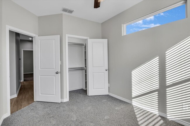 Guest Bedroom 1 - 10670 Washita Dr