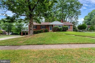Building Photo - 3250 Faragut Ct