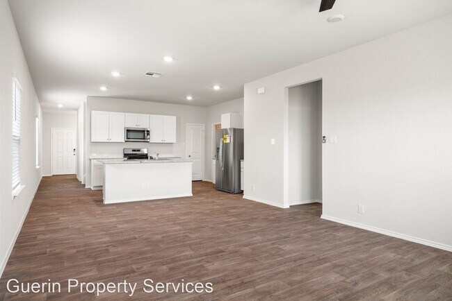 Building Photo - 4 br, 2.5 bath House - 133 Legendary Trail...