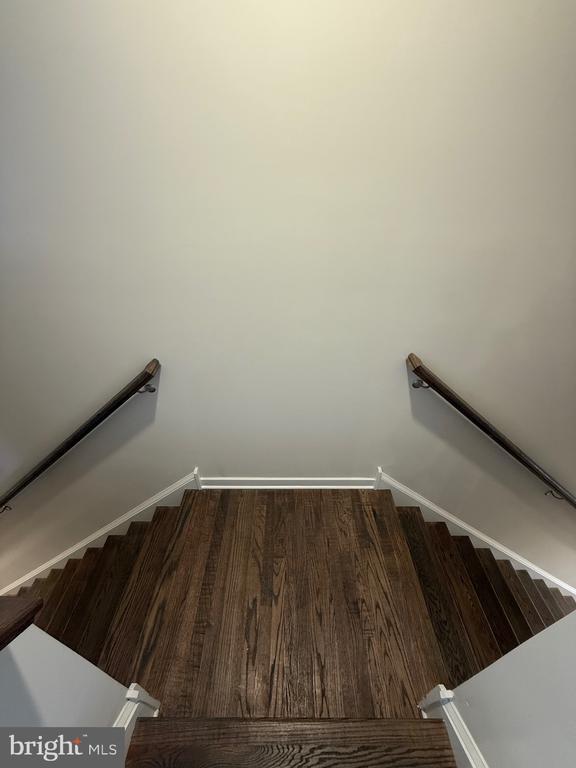 Building Photo - 83 Four Leaf Dr