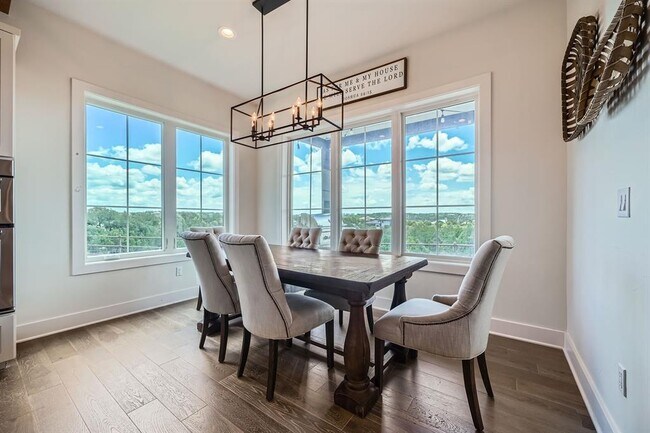 Building Photo - 19517 Flying J Blvd