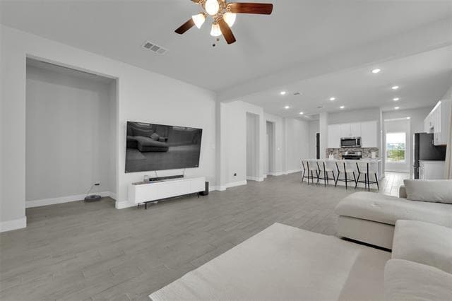 Building Photo - 1616 Barnwood Trce