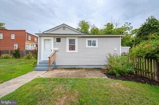 Building Photo - 1007 Church St